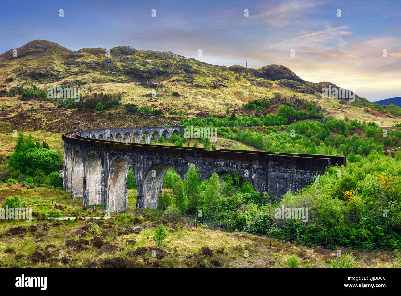 Ponte ferroviario antico della Scozia, Glenfinnan Foto Stock