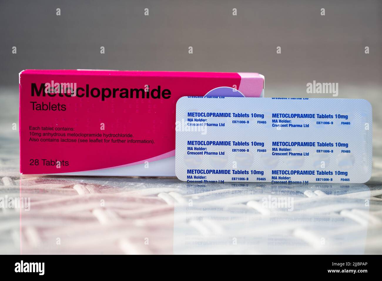 Metoclopramide, un farmaco anti-malattia (anti-emetico) usato per aiutarla a smettere di sentirsi male dopo il trattamento chemioterapico Foto Stock