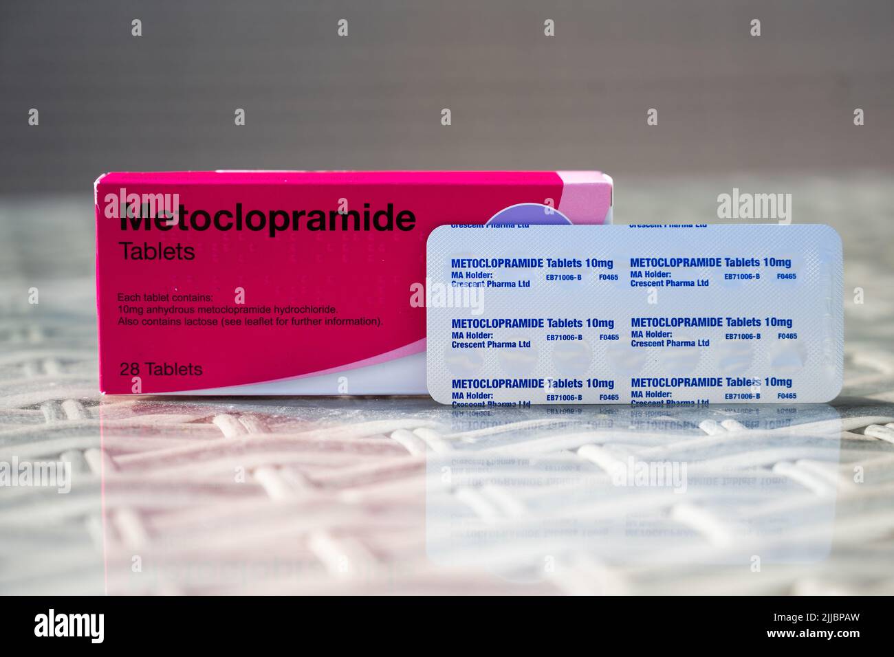 Metoclopramide, un farmaco anti-malattia (anti-emetico) usato per aiutarla a smettere di sentirsi male dopo il trattamento chemioterapico Foto Stock