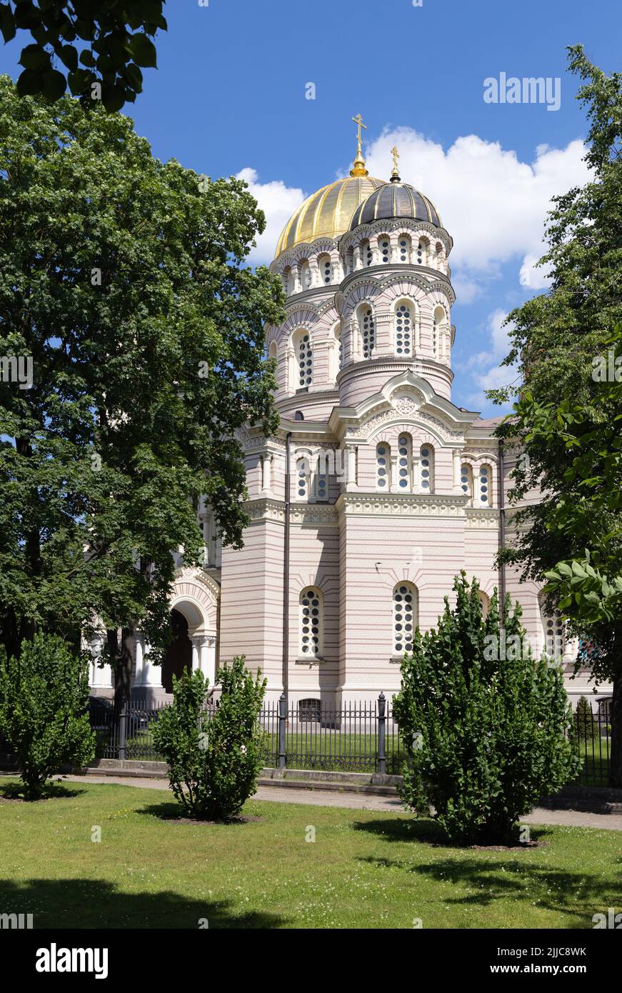 La vista esterna della Natività di Cristo Cattedrale Ortodossa riga Lettonia Europa Foto Stock