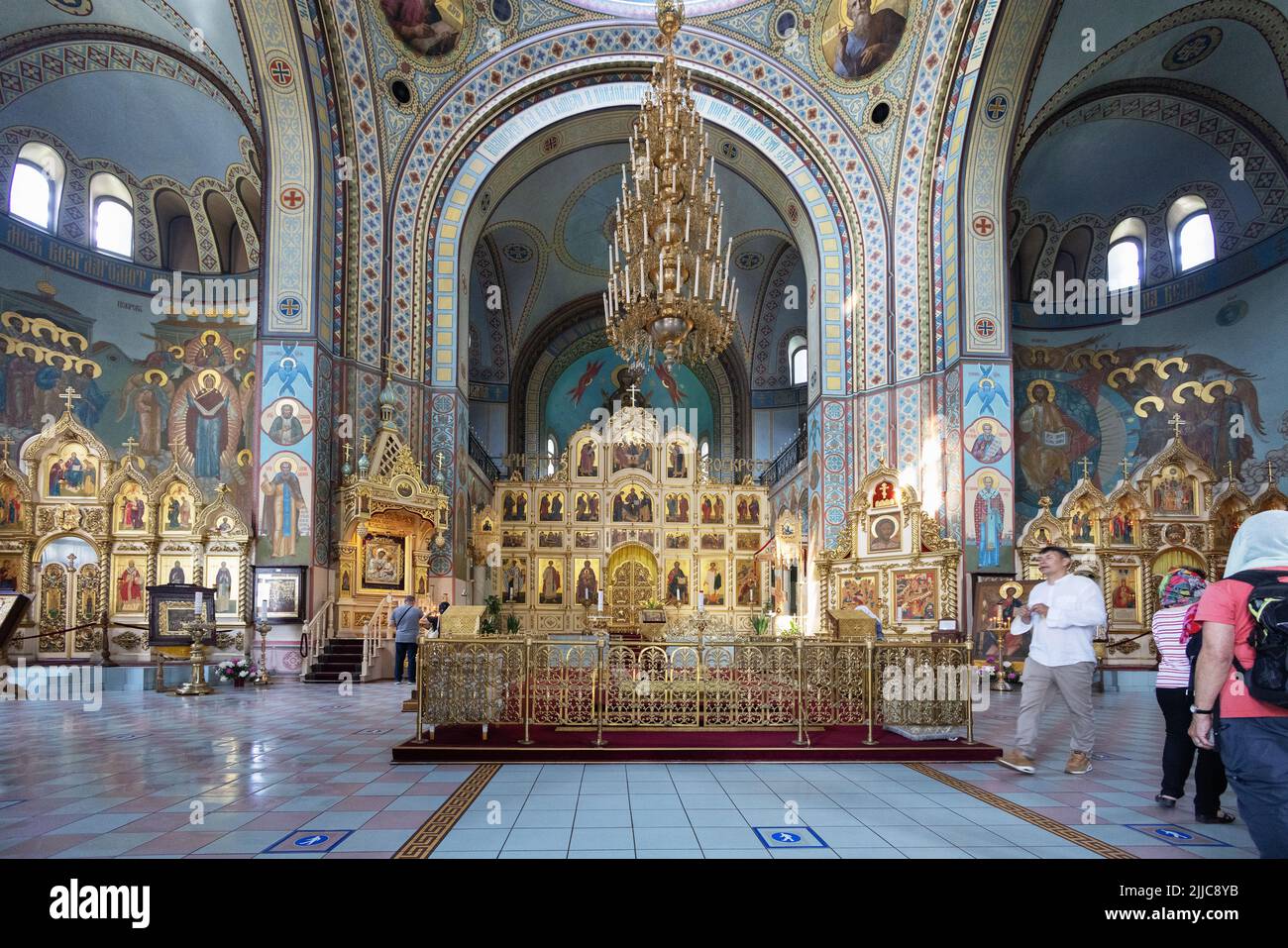 Riga Lettonia; Natività di Cristo Chiesa ortodossa interni, immagini ornate e decorazioni; Chiesa ortodossa, riga Lettonia Europa Foto Stock