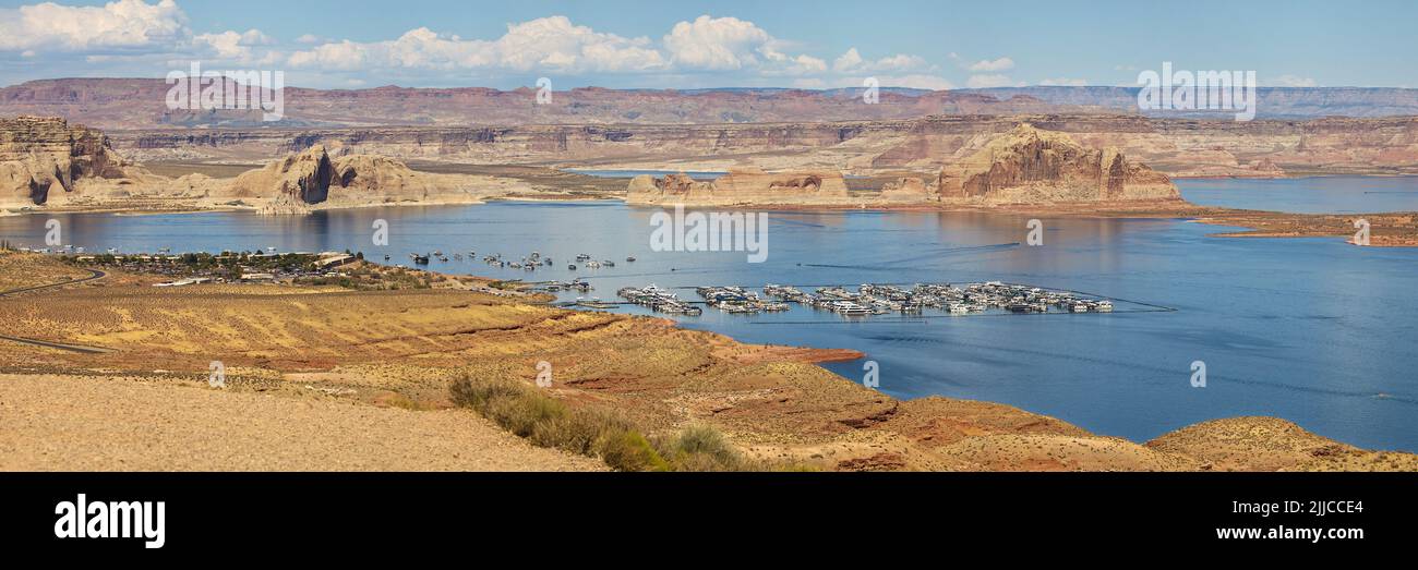 Wahweap Bay al lago Powell dal Wahweap Overlook, Arizona, Stati Uniti. Foto Stock