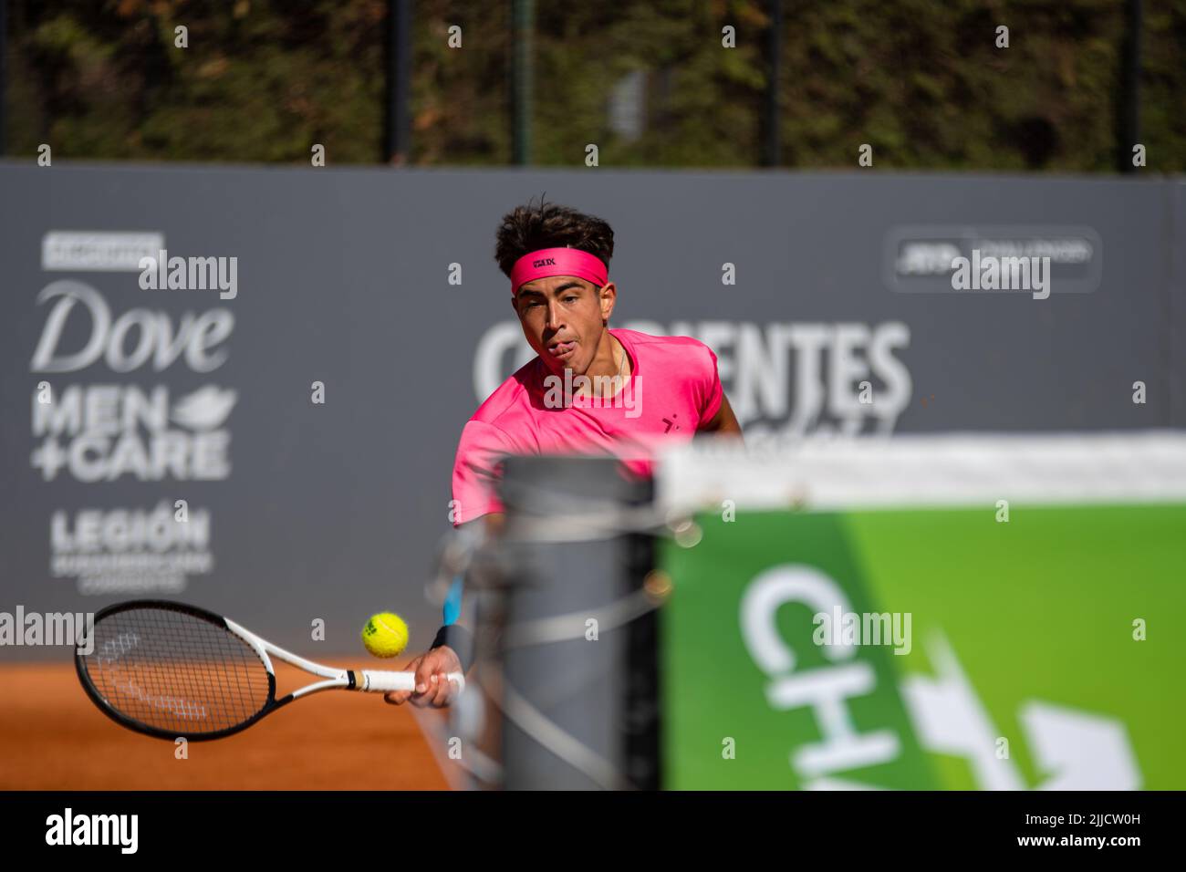 Franco Comesaña gioca una partita ATP Challenger. Foto Stock