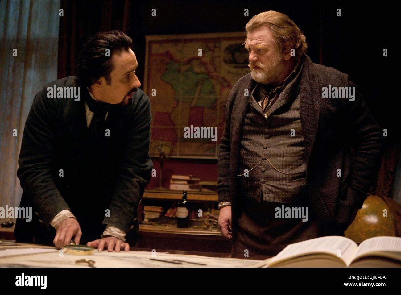 JOHN CUSACK, Brendan Gleeson, il corvo, 2012 Foto Stock