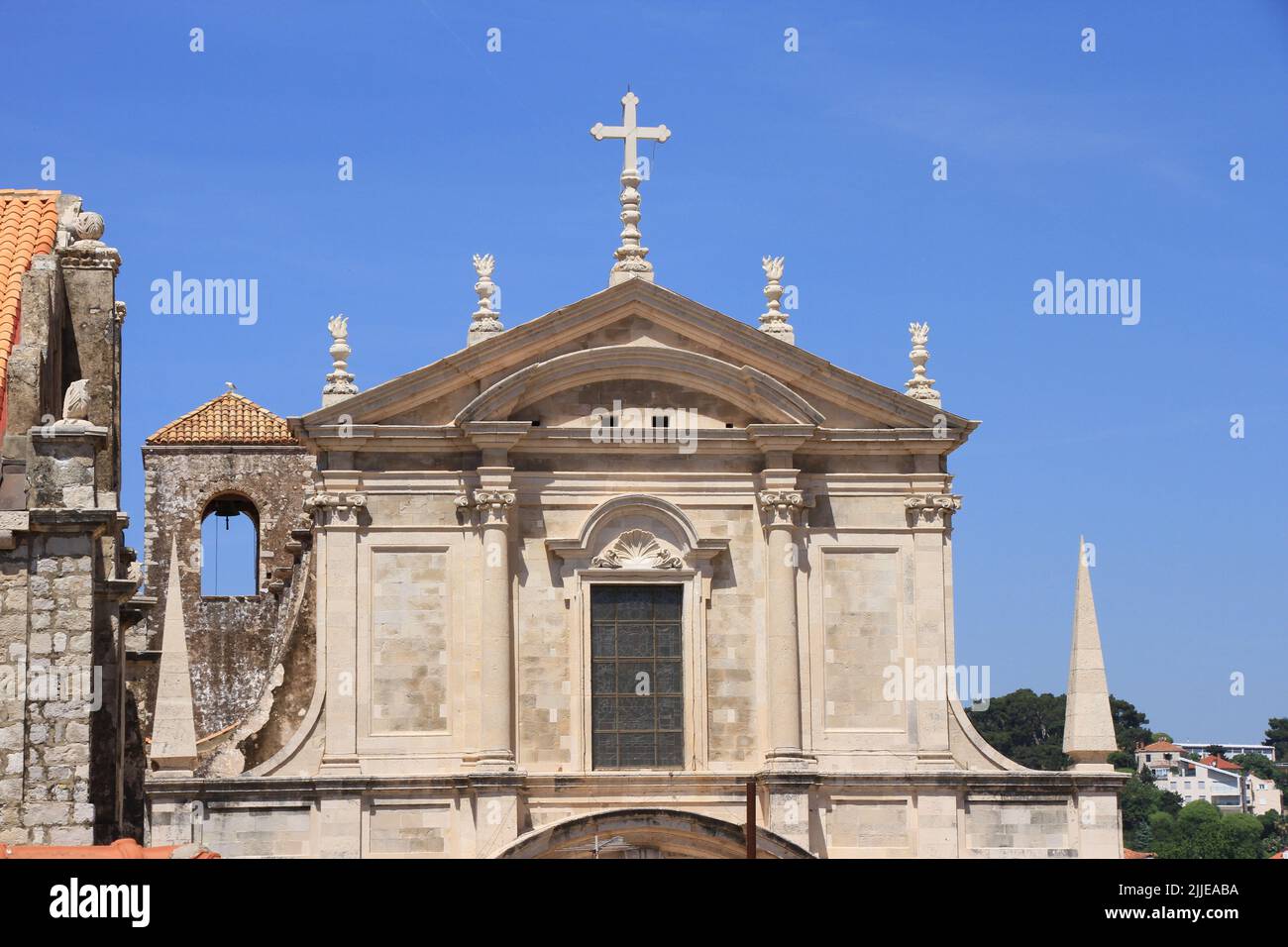 A piedi le mura della città di Dubrovnik, Croazia Foto Stock