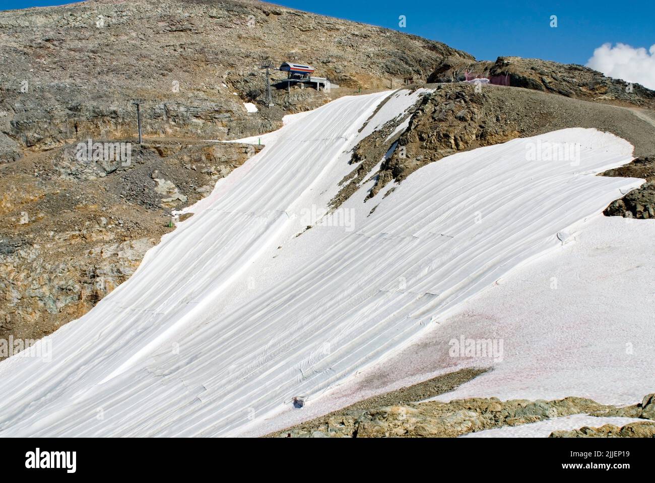 Ghiacciaio coperto vicino alla stazione di Diavalezza Mountain, 2011-08-02, Svizzera, Grigioni, Oberengadin Foto Stock