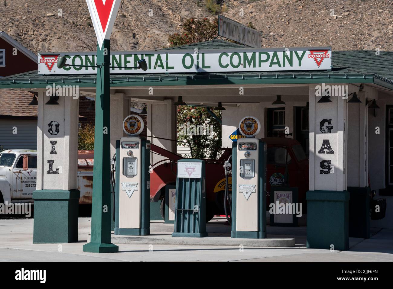 Vecchia stazione di servizio nel quartiere storico di Helper, Utah. Foto Stock