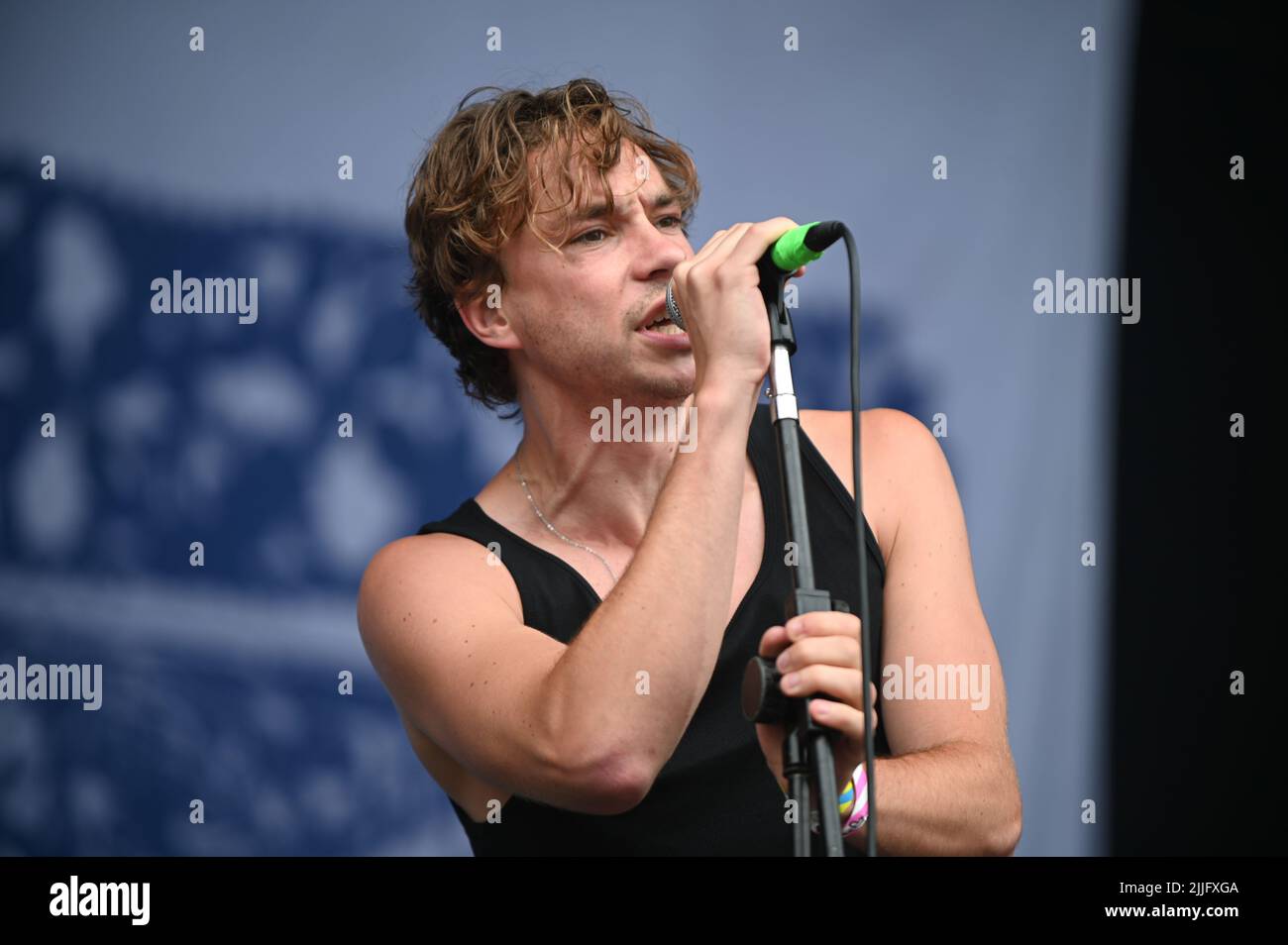 Squadra sportiva che si esibisce al Tramlines Festival , UK , 24.07.2022 Foto Stock