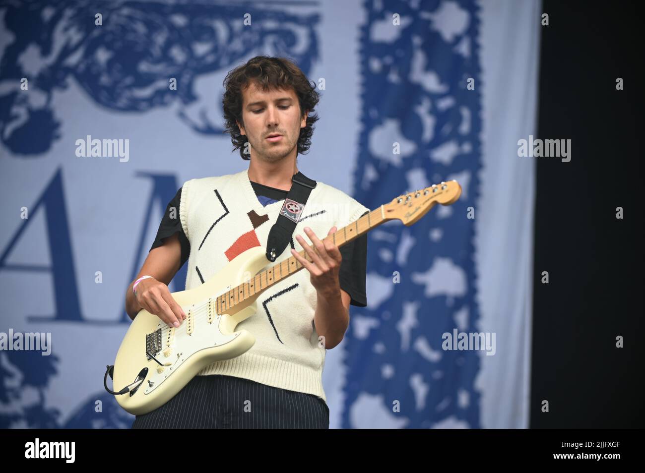 Squadra sportiva che si esibisce al Tramlines Festival , UK , 24.07.2022 Foto Stock