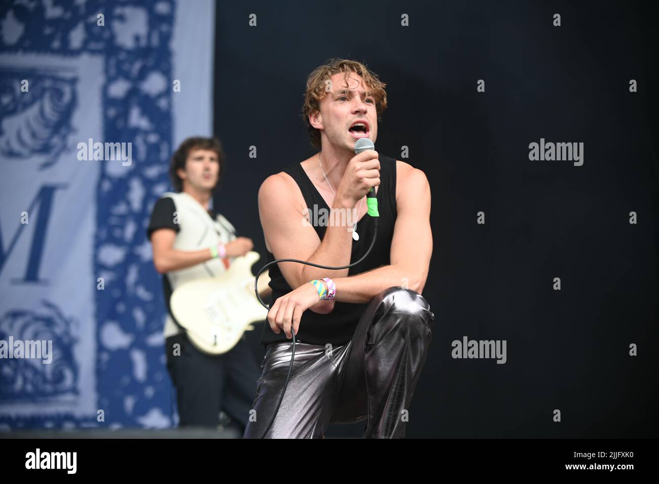 Squadra sportiva che si esibisce al Tramlines Festival , UK , 24.07.2022 Foto Stock
