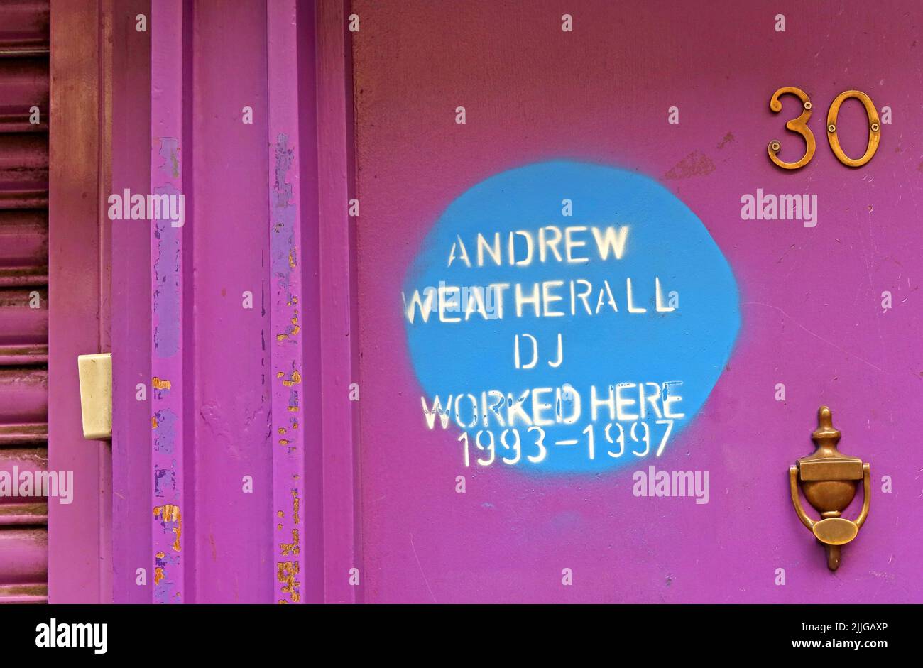 SOHO Doorway, Andrew Weatherall DJ, ha lavorato qui, 1993-1997 targa blu, Londra, Inghilterra, Regno Unito Foto Stock