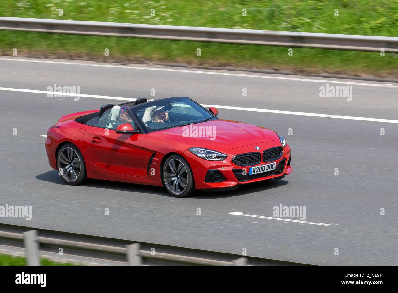 2020 Z4 SDRIVE201 M SPORT 1998cc benzina cabrio; viaggiando sull'autostrada M6, Manchester, Regno Unito Foto Stock