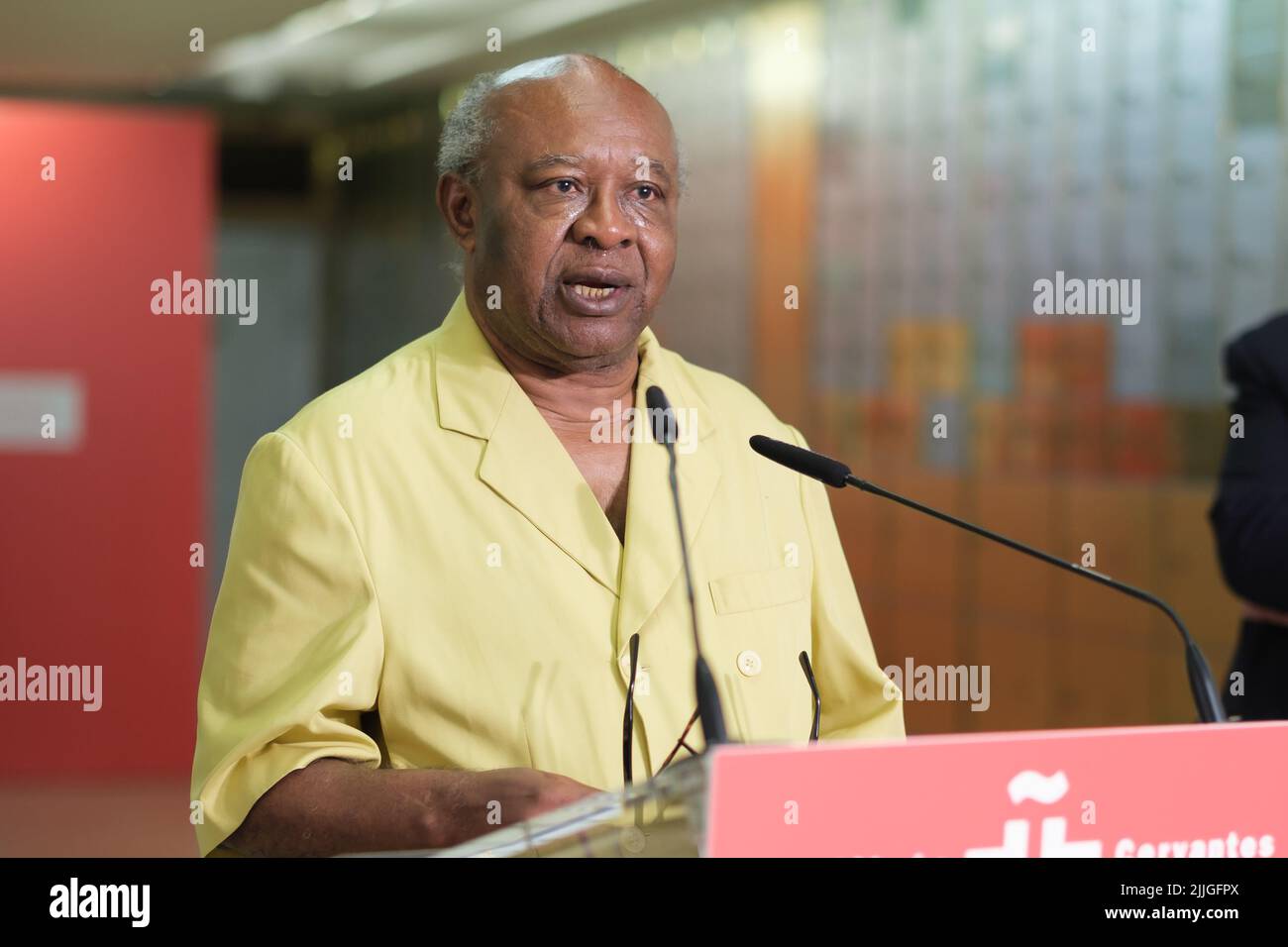 Donato ndongo immagini e fotografie stock ad alta risoluzione Alamy