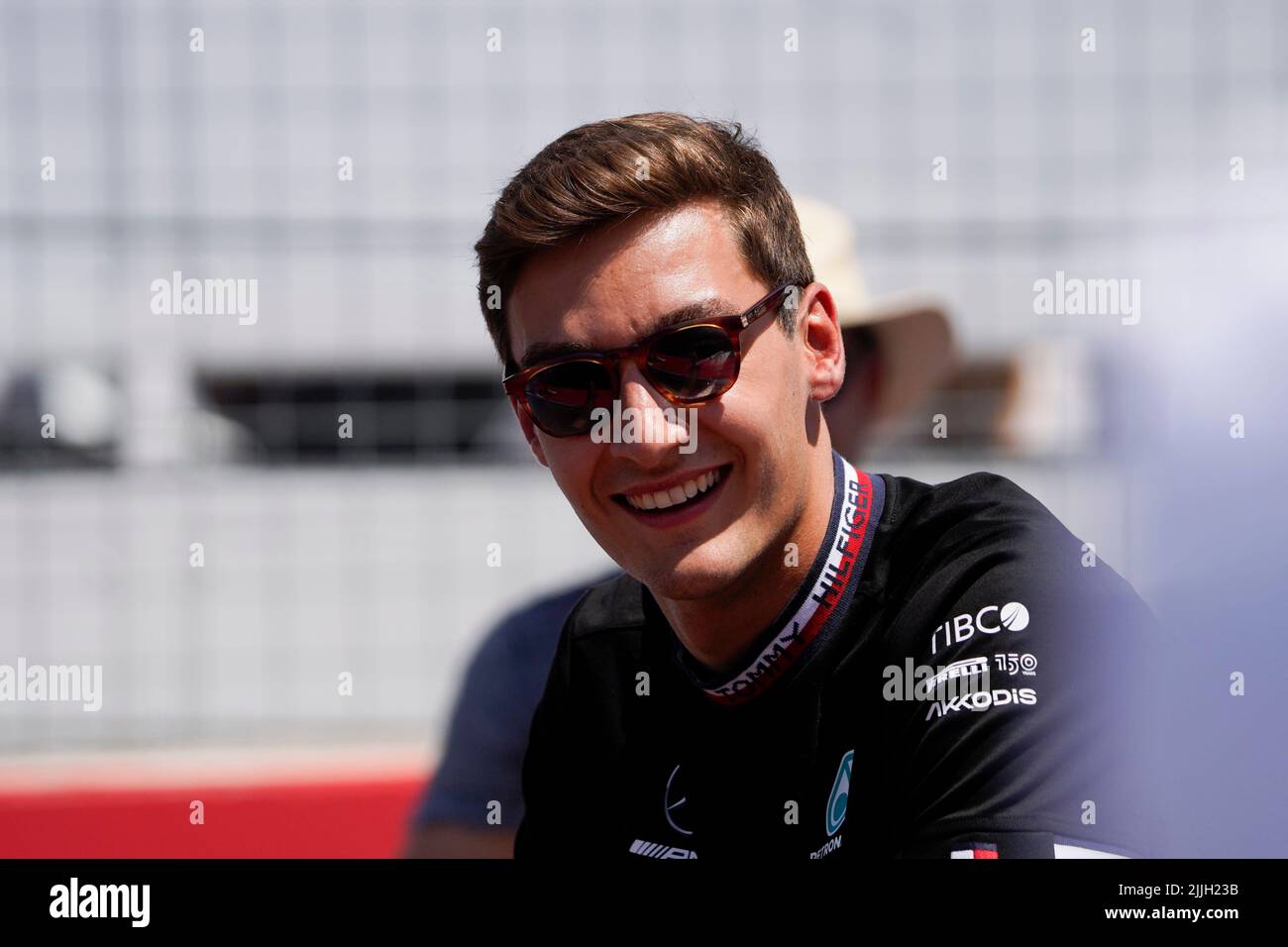 Le Castellet, Mezzolombardo, Francia. 24th luglio 2022. GEORGE RUSSEL della Gran Bretagna e del Team Mercedes-AMG F1 durante la sfilata dei piloti del Gran Premio di Formula FIA 2022 1 al circuito Paul Ricard di le Castellet, Francia. (Credit Image: © Daisy Facinelli/ZUMA Press Wire) Foto Stock