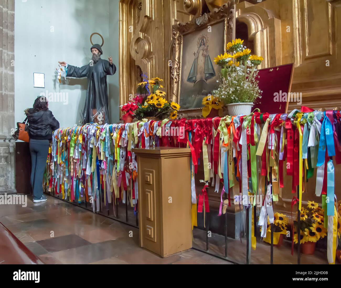 Le petizioni adornano la cappella nella Cattedrale Metropolitana, Città del Messico, Messico Foto Stock