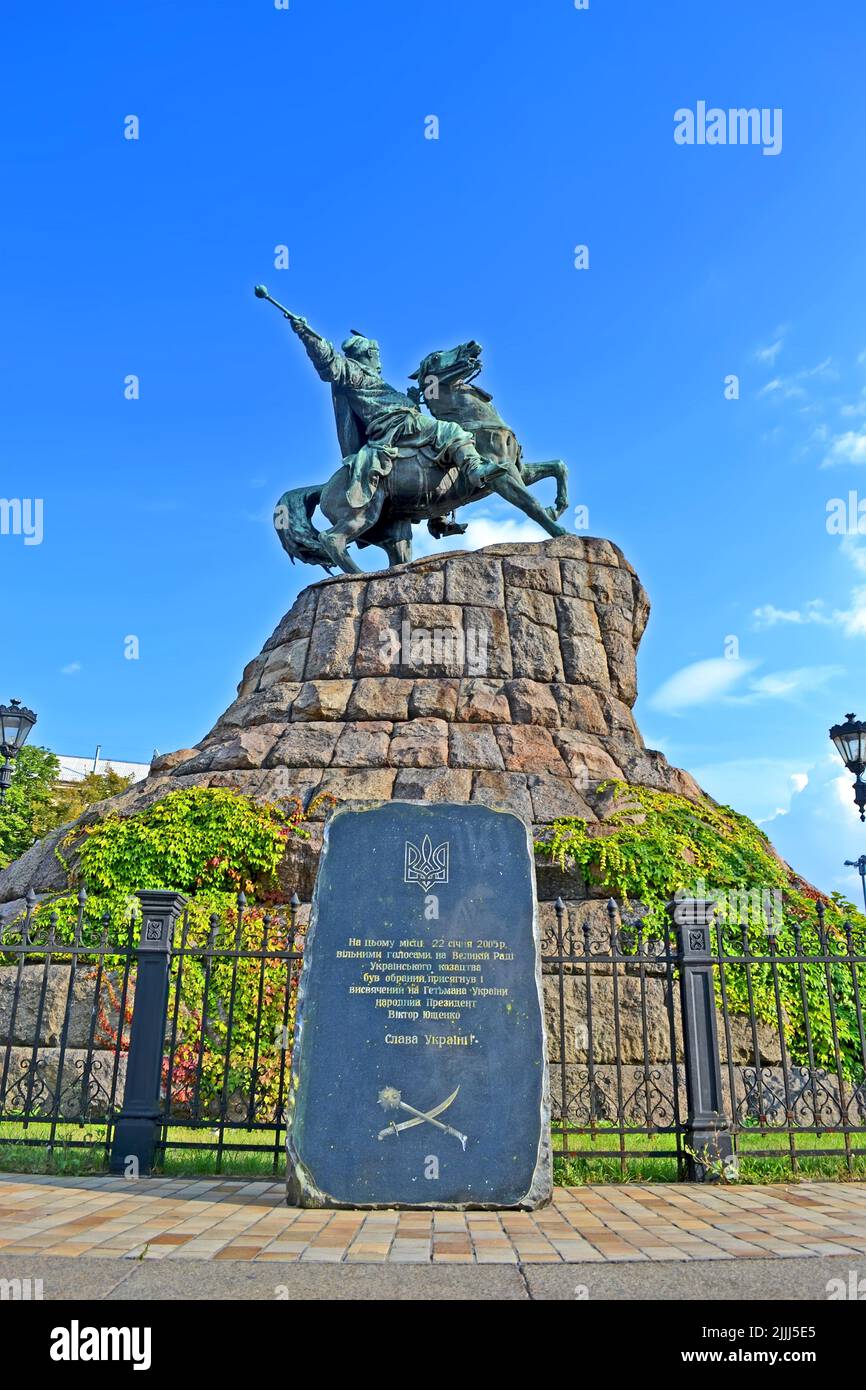 hetman Bohdan Khmelnytsky Monument a Kiev, Ucraina. È stato aperto nel 1888. Foto Stock