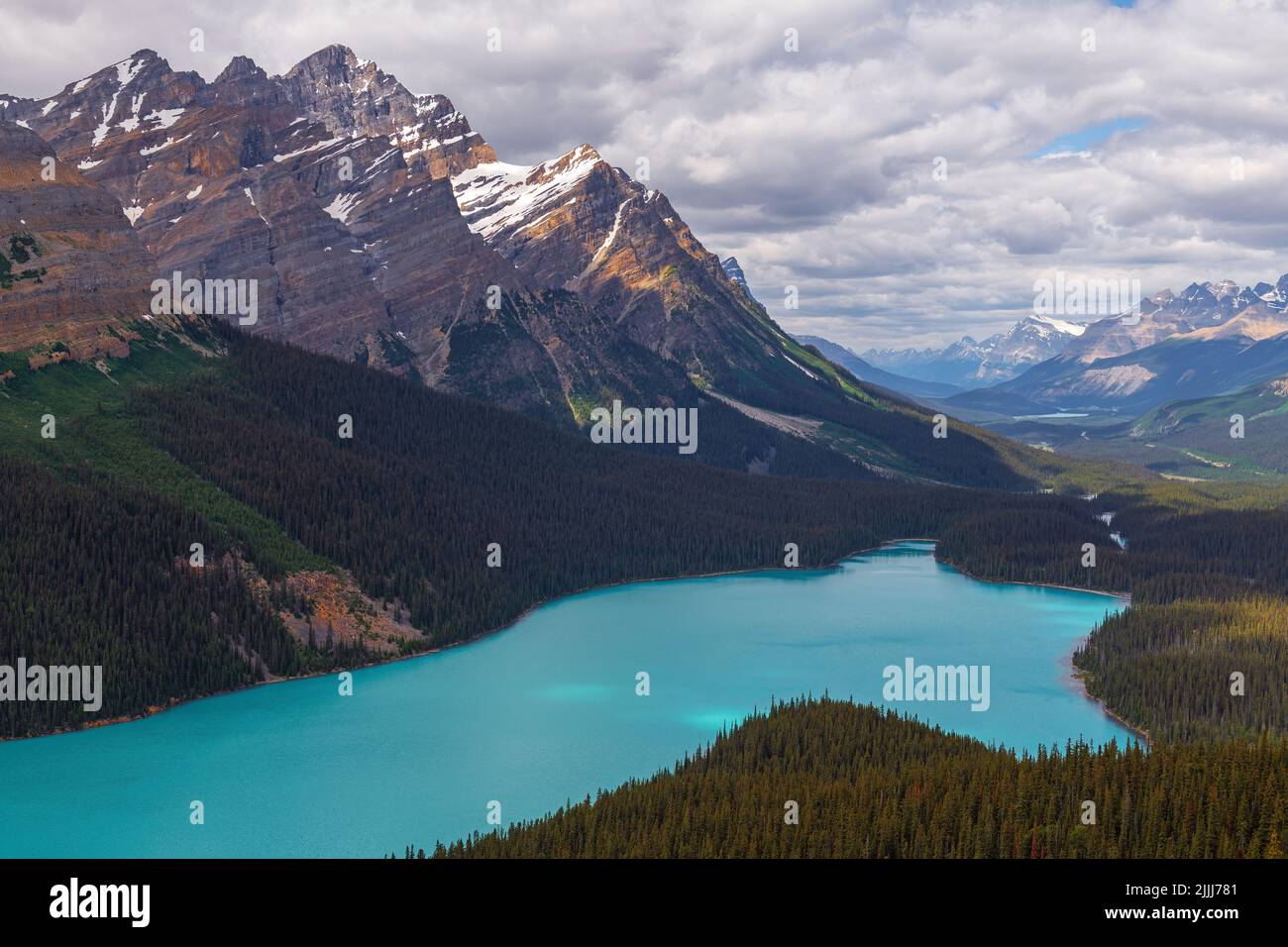 Lago Peyto, Montagne Rocciose canadesi, parco nazionale di Banff, Alberta, Canada. Foto Stock