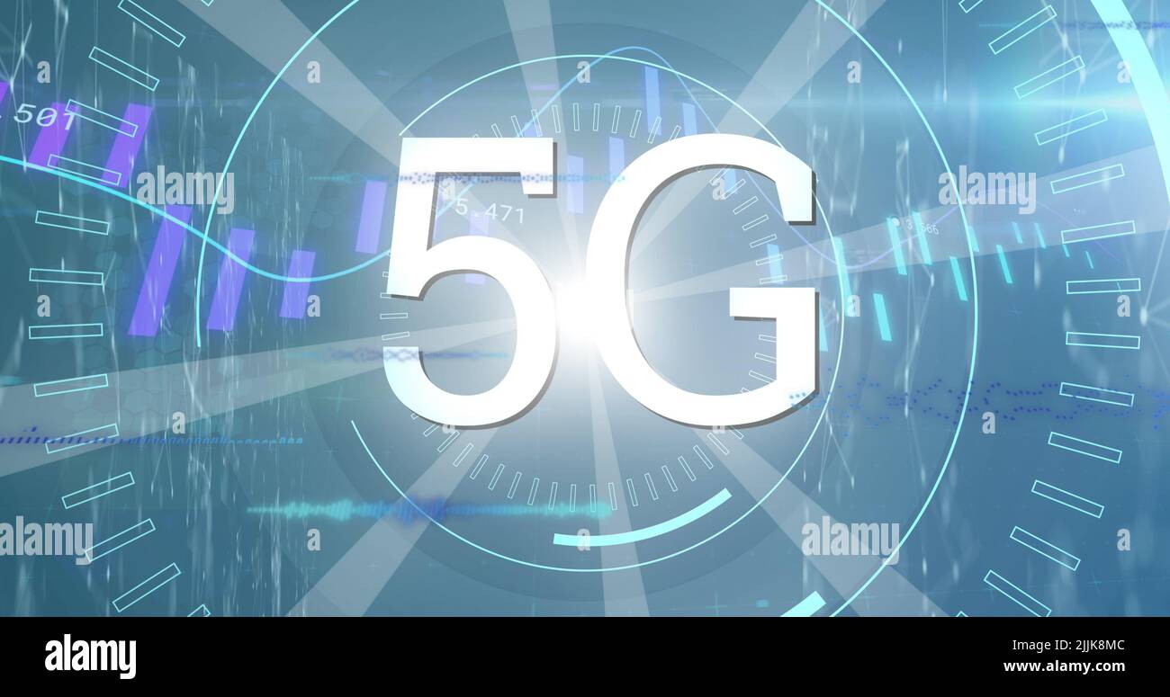 Immagine di grafici, dati e 5g su sfondo blu Foto Stock