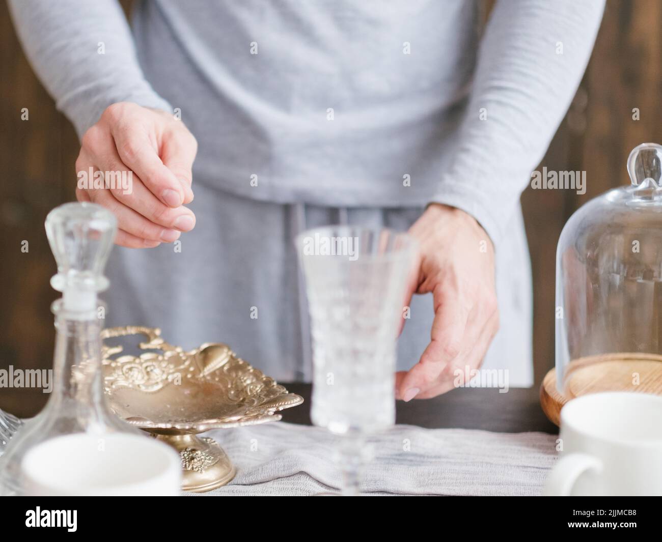 art composizione uomo organizzare oggetti vintage Foto Stock