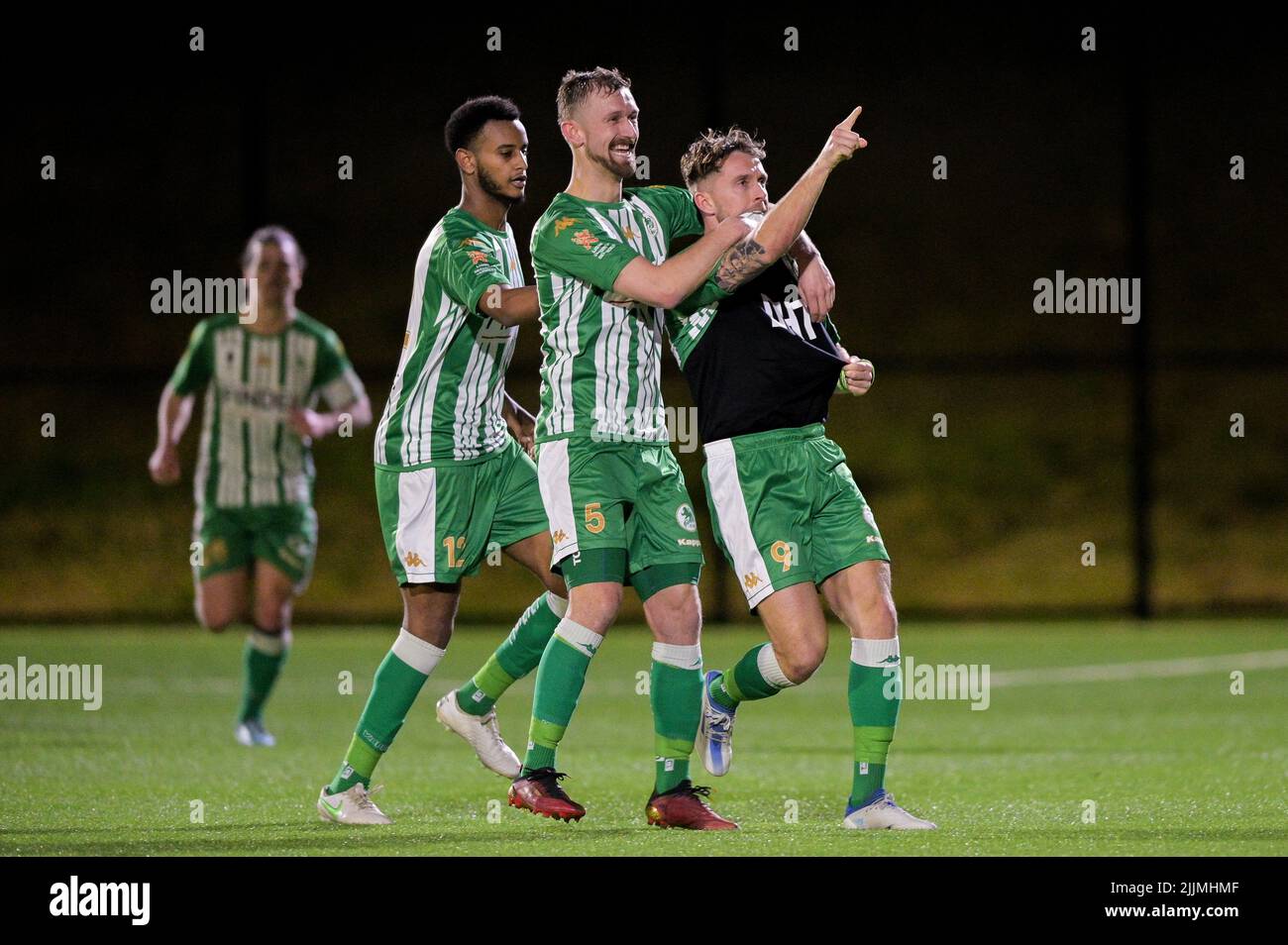 Wollongong, Australia. 27 luglio 2022, Alex Salmon of Green Gully SC celebra il raggiungimento di un gol durante la gara Australia Cup Rd del 32 tra Wollongong United FC e Green Gully SC presso lo Ian McLennan Park il 27 luglio 2022 a Wollongong, Australia. Foto Stock