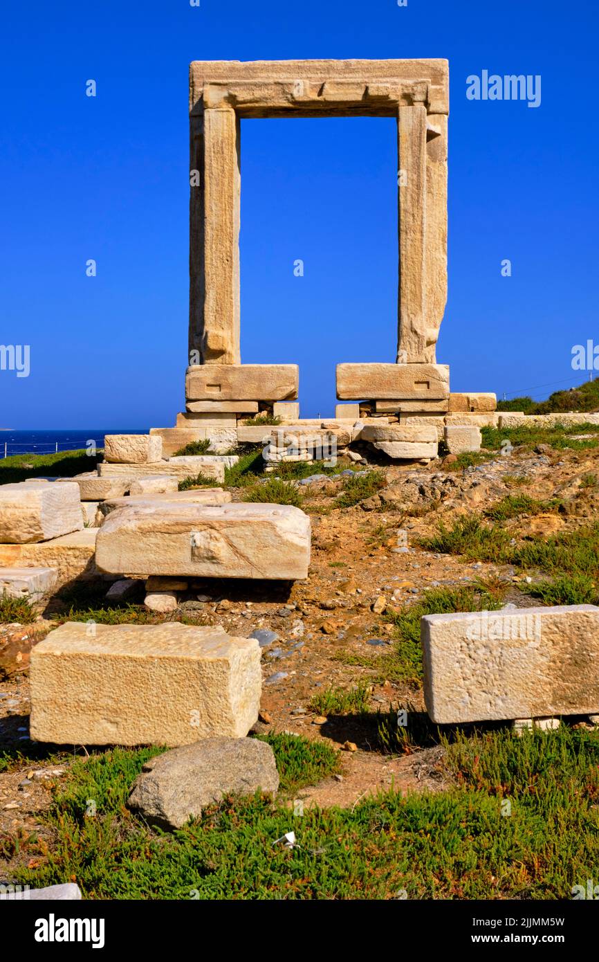 Grecia, Cicladi, isola di Naxos, città di Hora (Naxos), il portico del tempio di Apollo Foto Stock
