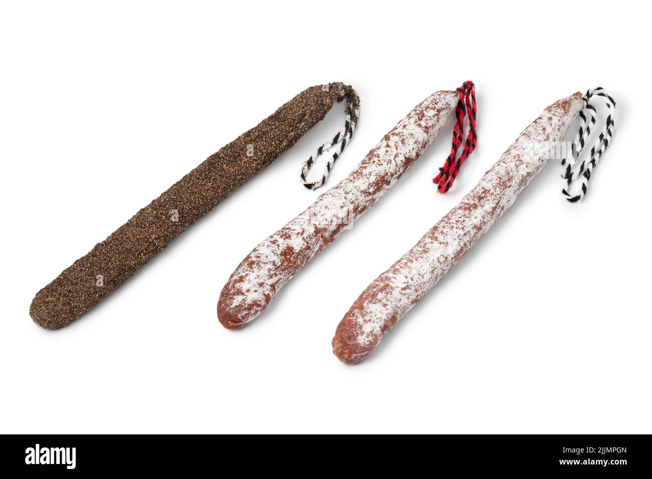 Variazione di tre salsiccia catalana tradizionale, chiamato fuet isolato su sfondo bianco Foto Stock