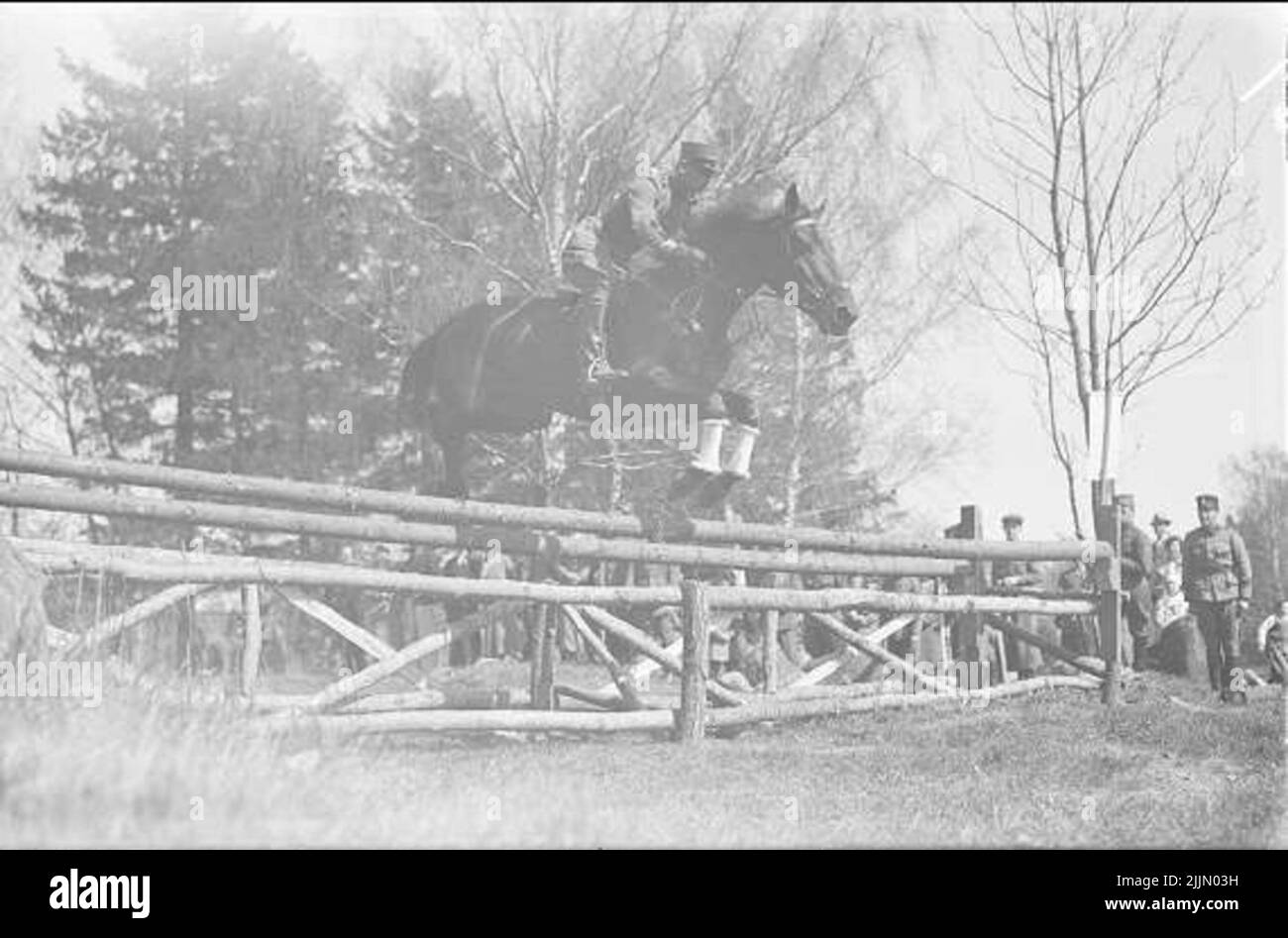 Il terreno della competizione di campo è in corsa alle gare primaverili di Skövde Fältrittklubb. Foto Stock