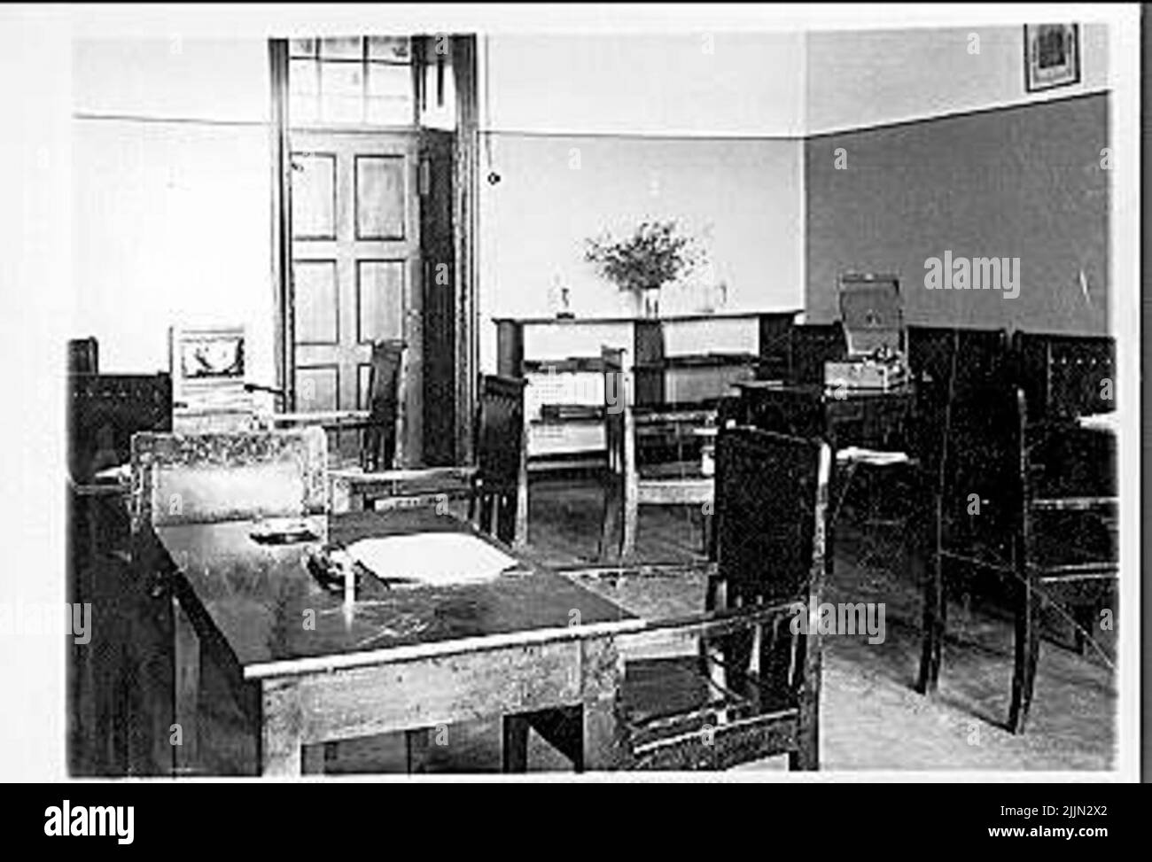 In ogni squadrone posa, ci sono stati sette alloggi nel 20-30s, sei decorati per posizione e un arredato come una stanza da giorno, con mobili di quercia pesante. Spesso in mezzo alla stanza un grande tavolo, che potrebbe essere utilizzato come base per i giochi. Foto Stock