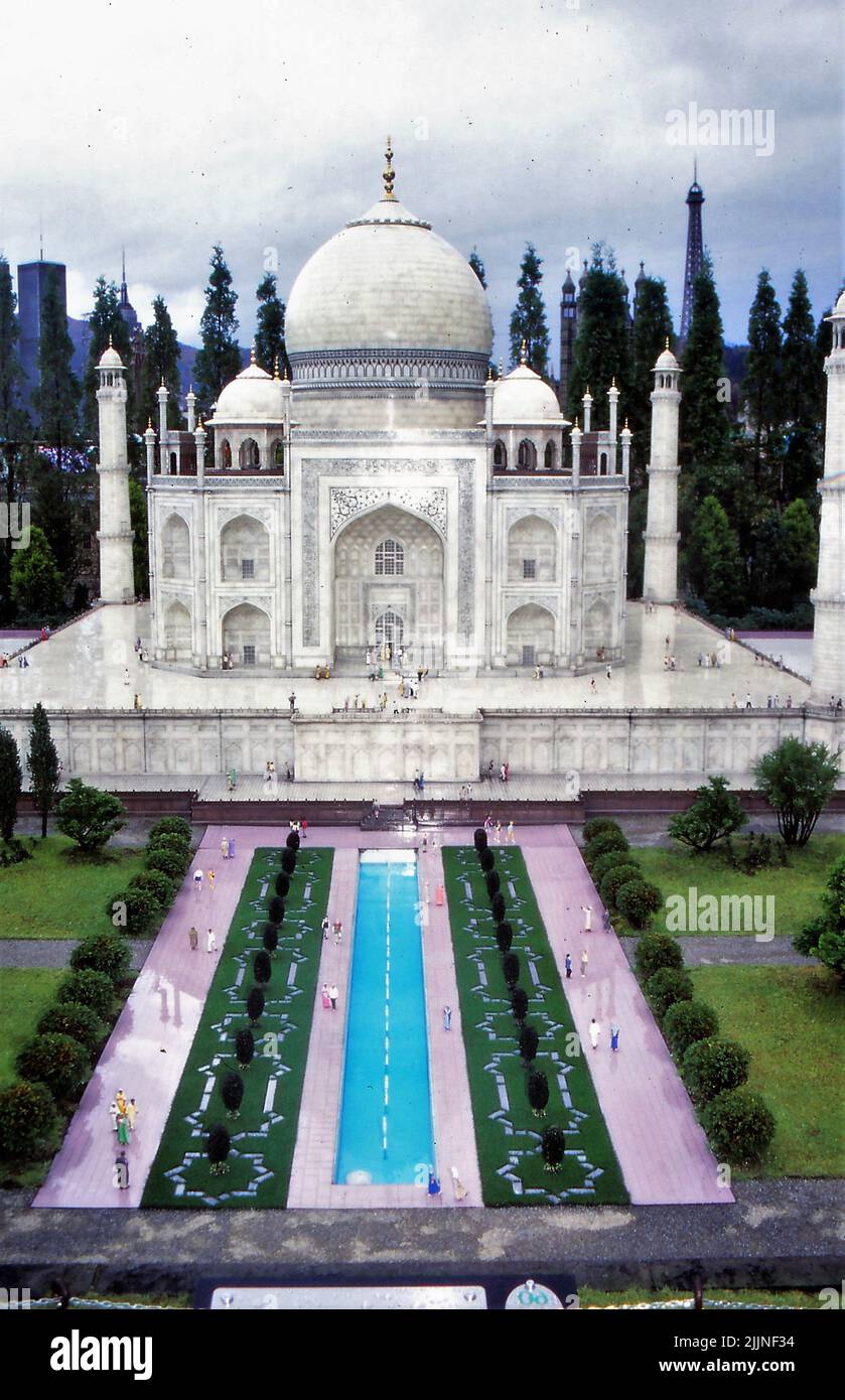 Modello dettagliato di Taj Mahal in India esposto al Tobu World Center Park Foto Stock