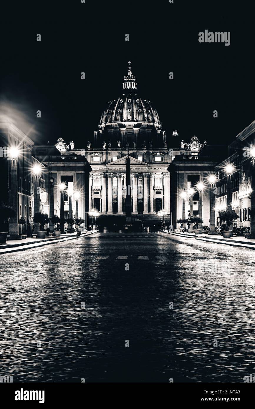 Una scala di grigi di Piazza San Pietro Foto Stock