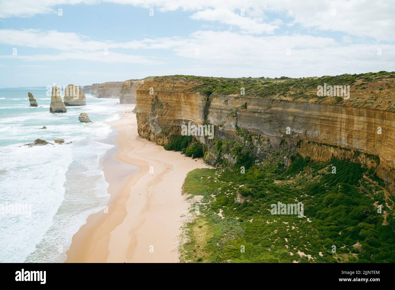La destinazione turistica panoramica dei 12 Apostoli lungo la Great Ocean Road sulla costa meridionale di Victoria. Viaggio su strada in Australia. Foto Stock
