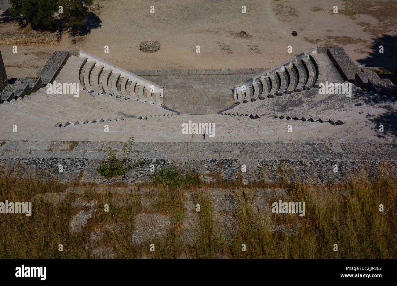 Vista dall'alto dell'antico teatro di Rodi Foto Stock