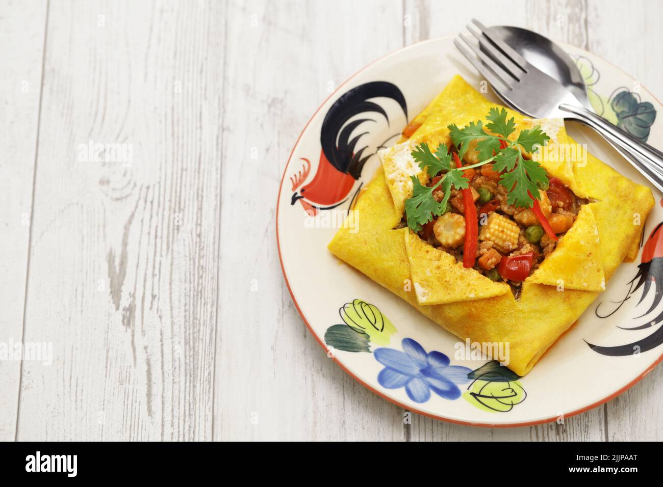 Omelette farcite thailandese ( Kai Yat Sai ) Foto Stock