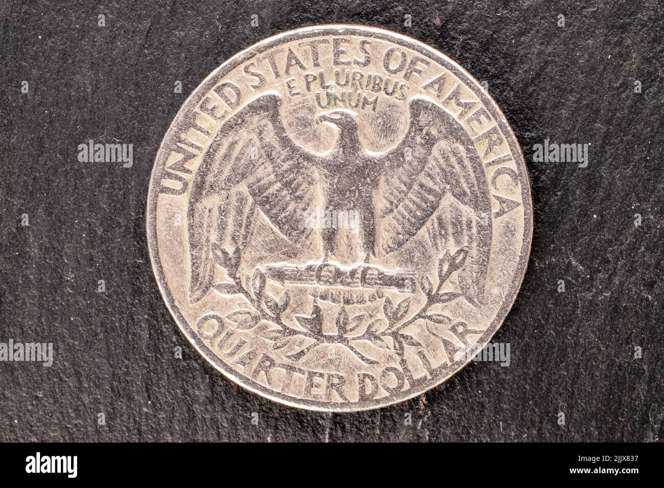 Una moneta da 25 centesimi, primo piano, vista dall'alto. Foto Stock