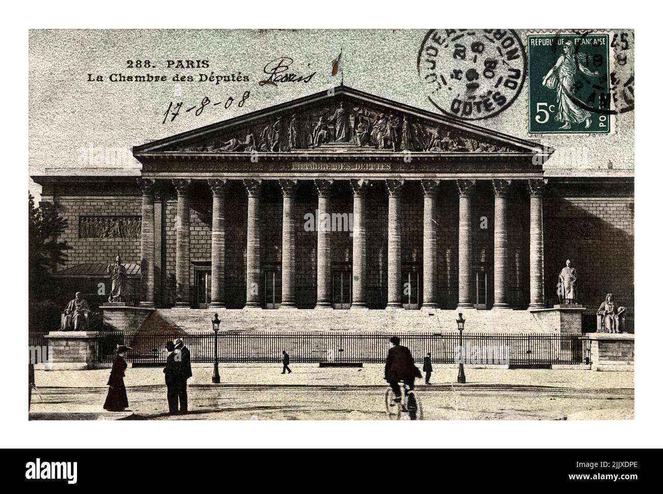 Palais Bourbon per l'Assemblea Nazionale del Parlamento Francese, circa 1908. vintage cancellato cartolina stampata in Francia isolato Foto Stock