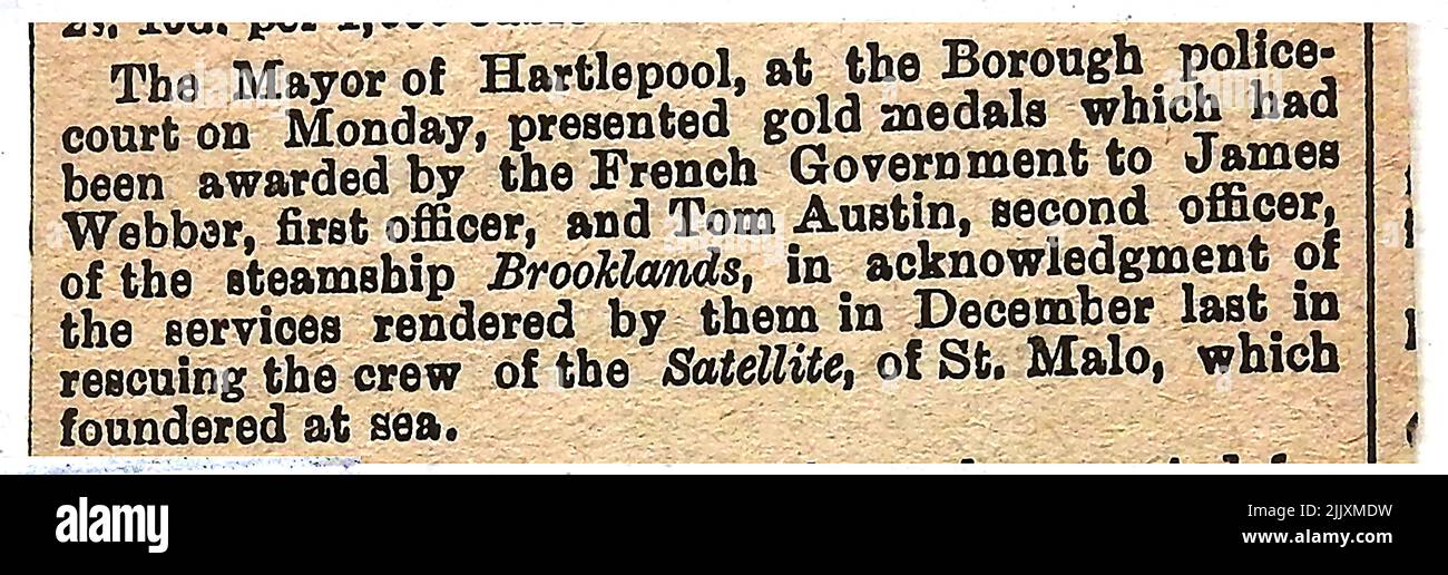 1883 taglio di giornali - Sindaco di Hartlepool medaglia presentazione da parte del governo francese a James Webber e Tom Austin ufficiali della nave a vapore Brooklands, per il salvataggio dei membri dell'equipaggio dalla nave affondante satellite di St Malo. ------- 1883 coupé de journal - Remise de la médaille du maire de Hartlepool par Franais gouvernement à James Webber et Tom Austin officiers du navire à vapeur Brooklands, pour avoir sauvé des membres d’équipage du navire satellite de St Malo. Foto Stock