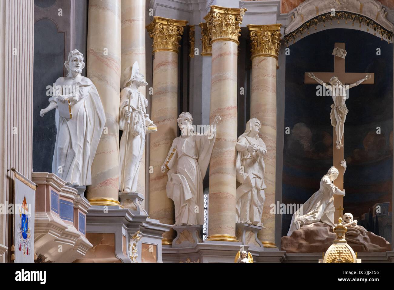 Kaunas Cattedrale interno Basilica, una cattedrale cattolica basilica with15th ° secolo architettura gotica e sculture, Kaunas centro storico, Kaunas Lituania Foto Stock