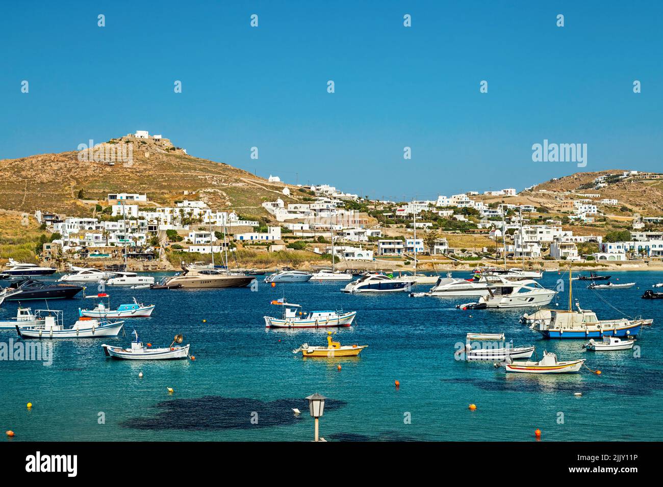 Baia di Ornos, isola di Mykonos, Cicladi, Grecia. Foto Stock