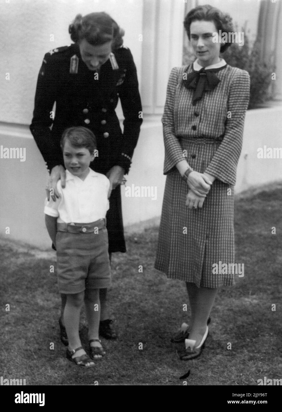 Lady Mountbatten Prince William & Duchessa di Gloucester durante la visita di Canberra Mar 1946. Marzo 27, 1946. Foto Stock