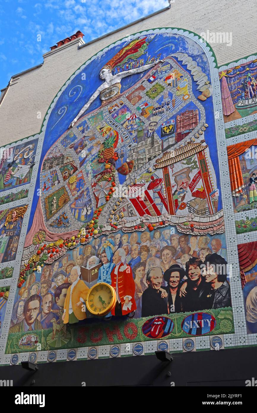 La Parrocchia di St Annes, Soho, murale di fine timpano, Carnaby St, Londra, Inghilterra, Regno Unito, W1F 9PS - restaurato nel 2006 Foto Stock