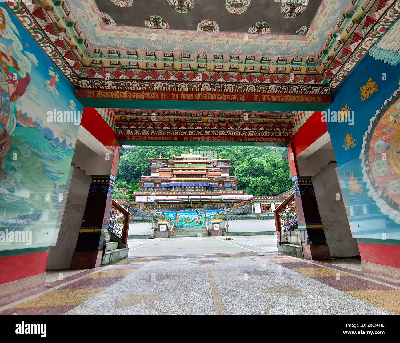 17 giugno 2022, Gangtok, Sikkim, Ranka (Lingdum o Pal Zurmang Kagyud), Tempio d'Oro, Monastero di Gangtok. Foto Stock
