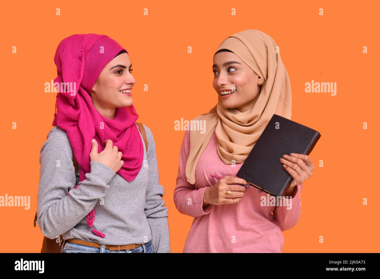 Scarica Mega Bundle 5.000+ fantastiche foto stock con licenza commerciale. Usufruirete dello sconto del 50% su www.fotos.pk Foto Stock