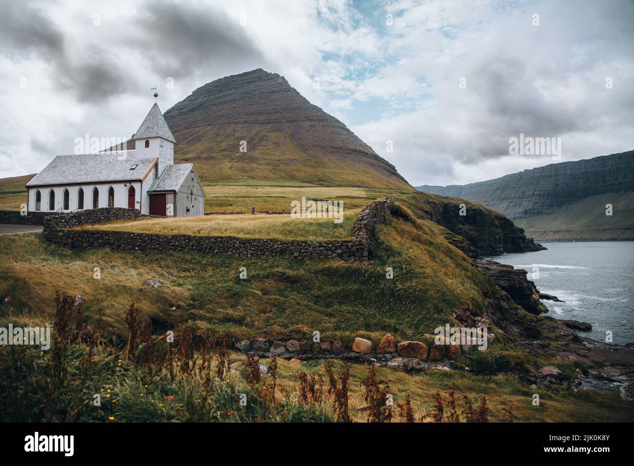 La Viðareiði Kirkja su Vidoy, Isole Faroe Foto Stock