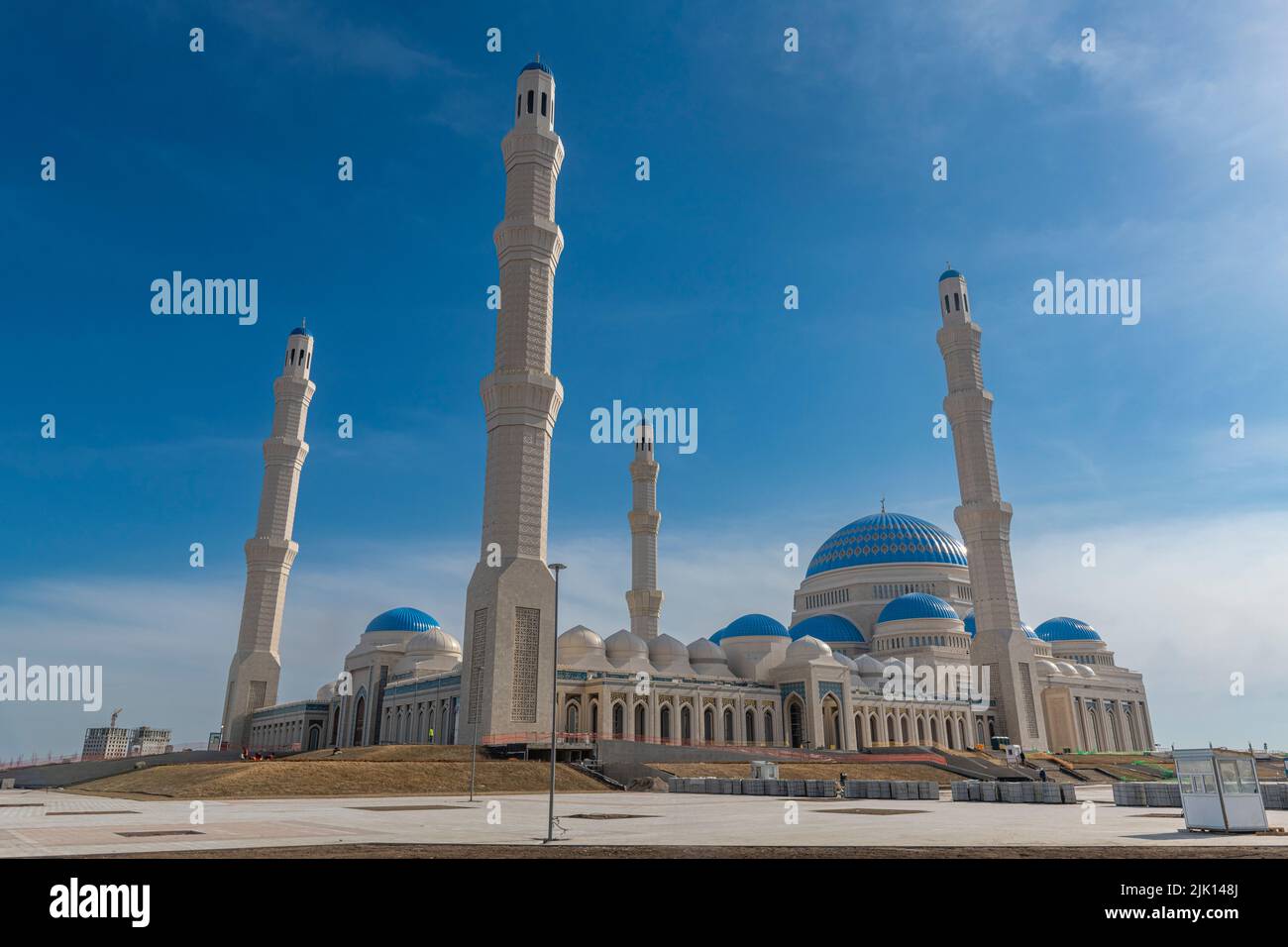 Astana Grande moschea, Nur Sultan, ex Astana, capitale del Kazakistan, Asia centrale, Asia Foto Stock