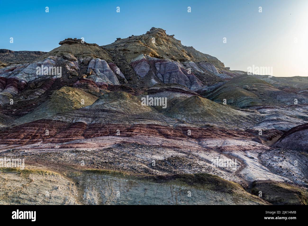 Paesaggio multicolore, Kyzylkup, Mangystau, Kazakistan, Asia centrale, Asia Foto Stock