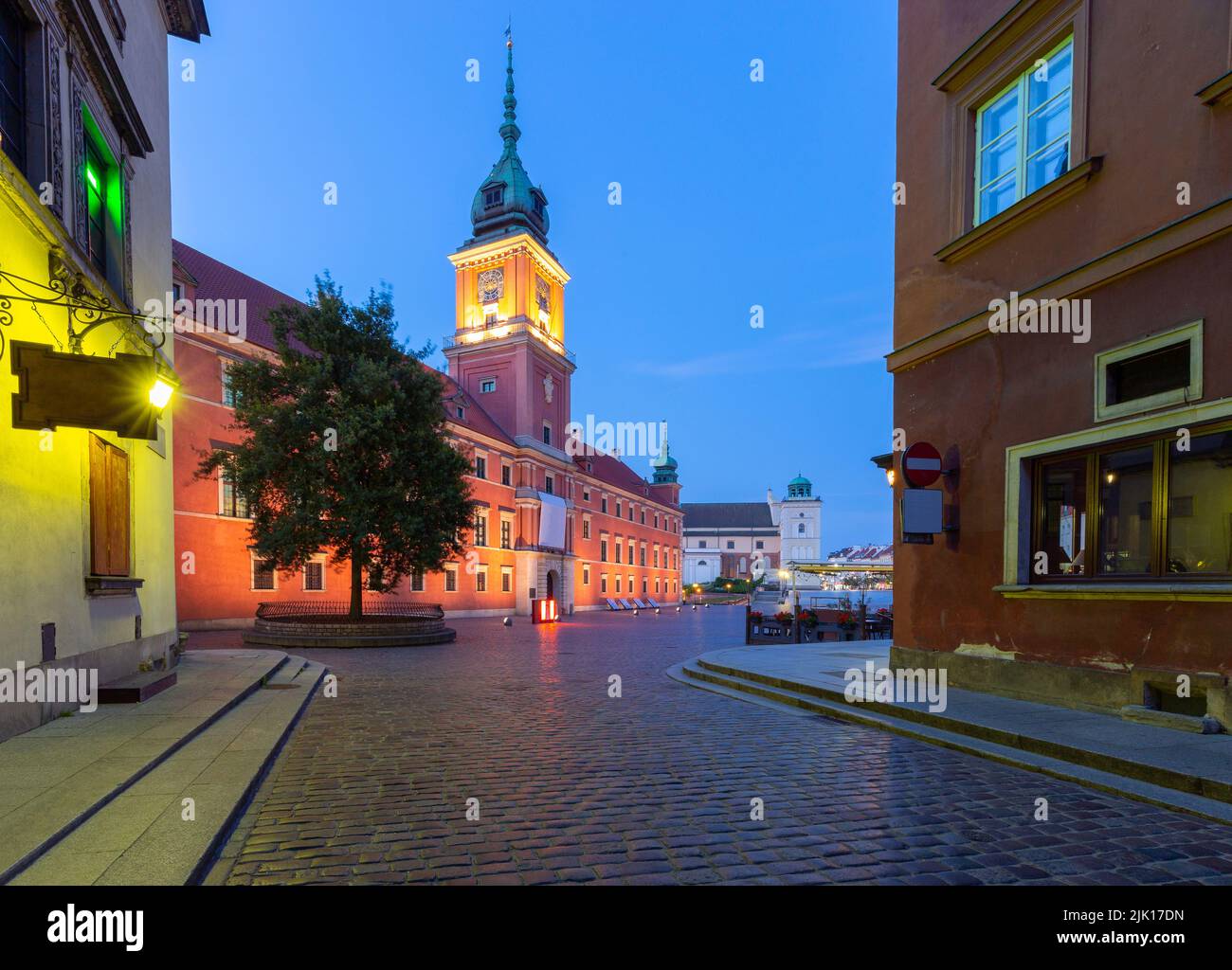 Vista panoramica della piazza del castello all'alba. Varsavia. Polonia. Foto Stock