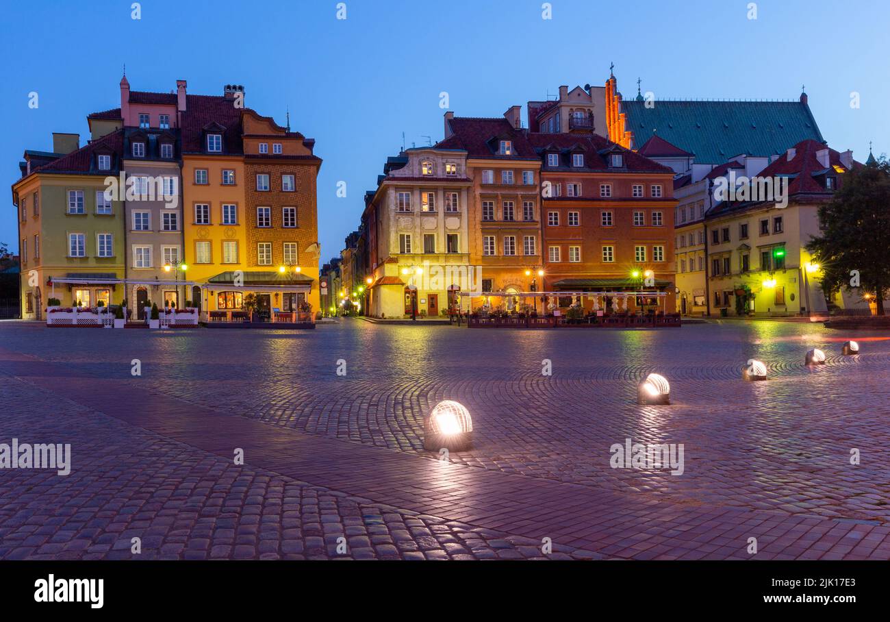 Vista panoramica della piazza del castello all'alba. Varsavia. Polonia. Foto Stock