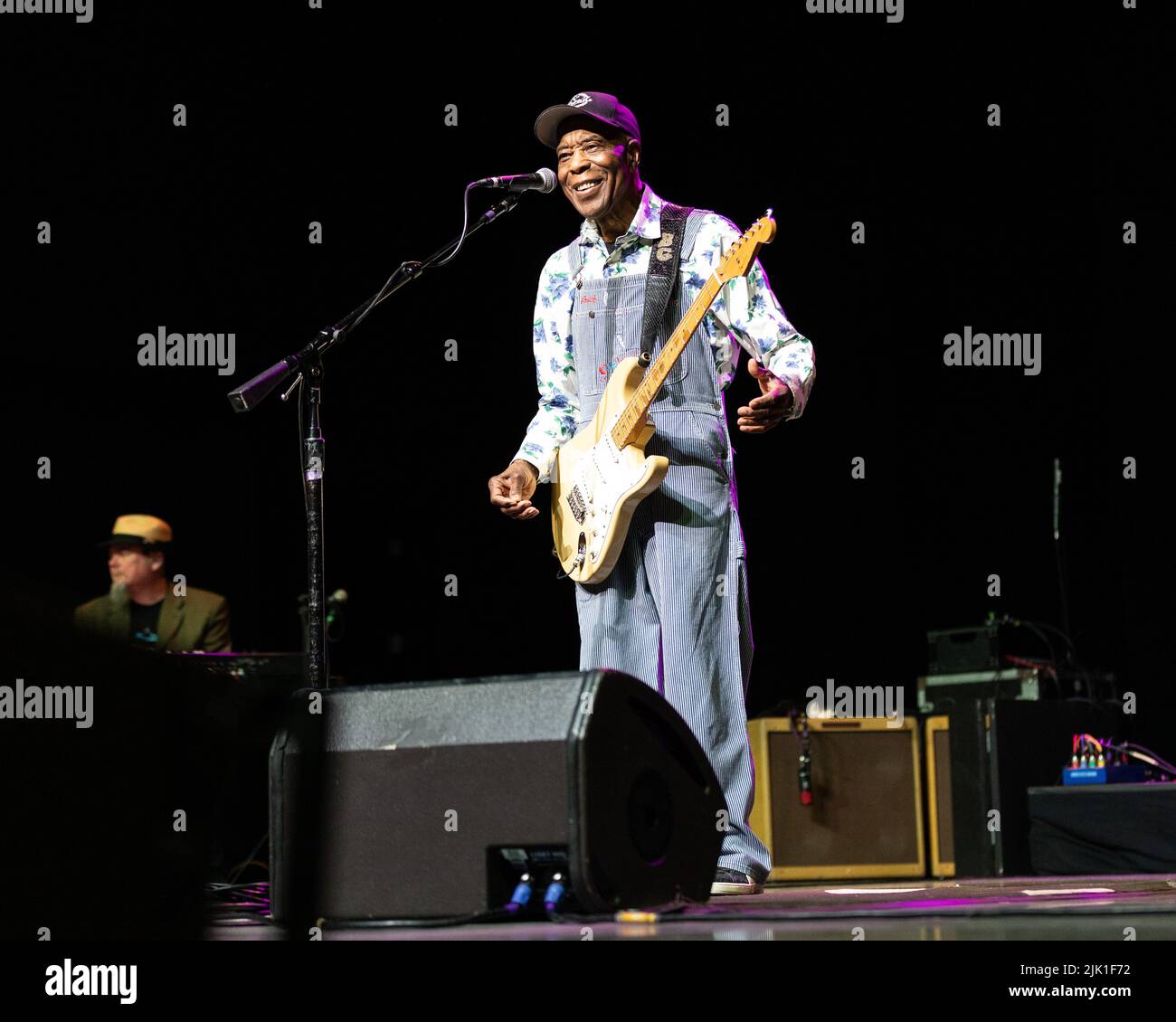 27 luglio 2022, Indianapolis, Indiana, USA: L'artista blues Buddy Guy suona all'anfiteatro TCU al White River state Park di Indianapolis, Indiana il 27 luglio 2022. (Credit Image: © Lora Olive/ZUMA Press Wire) Foto Stock