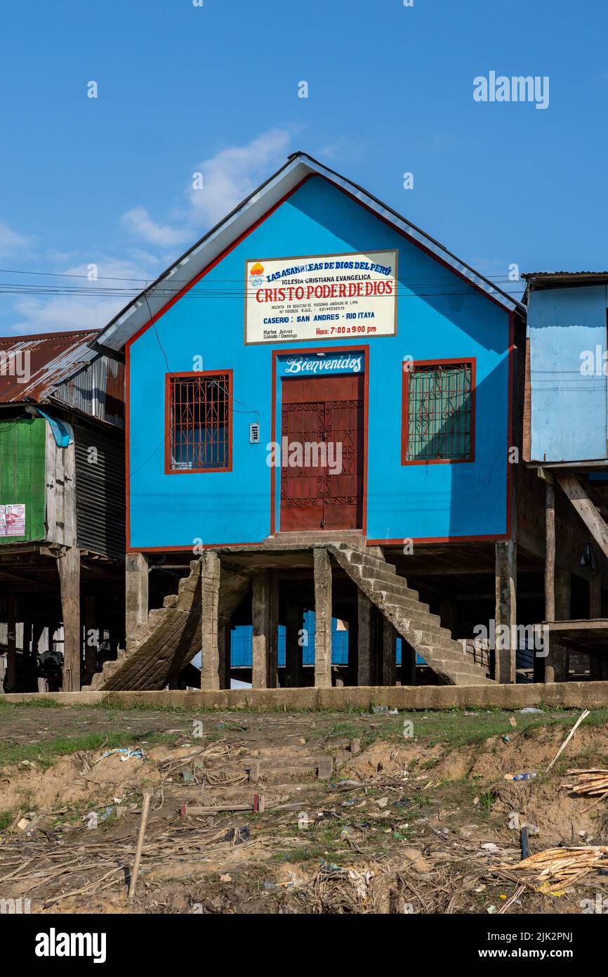 Belen, in Perù, è una comunità fluviale a Iquitos afflitta da povertà, servizi igienico-sanitari e problemi legati all’acqua pulita Foto Stock