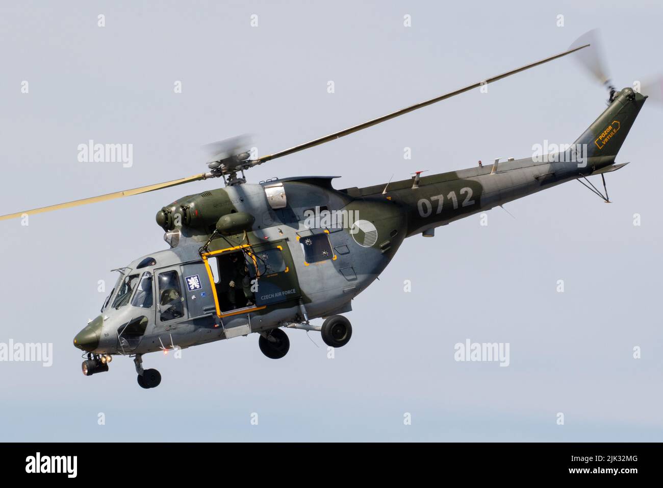 Czech Air Force PZL W-3 Sokol in mostra al Royal International Aircraft Tattoo 2022 Foto Stock